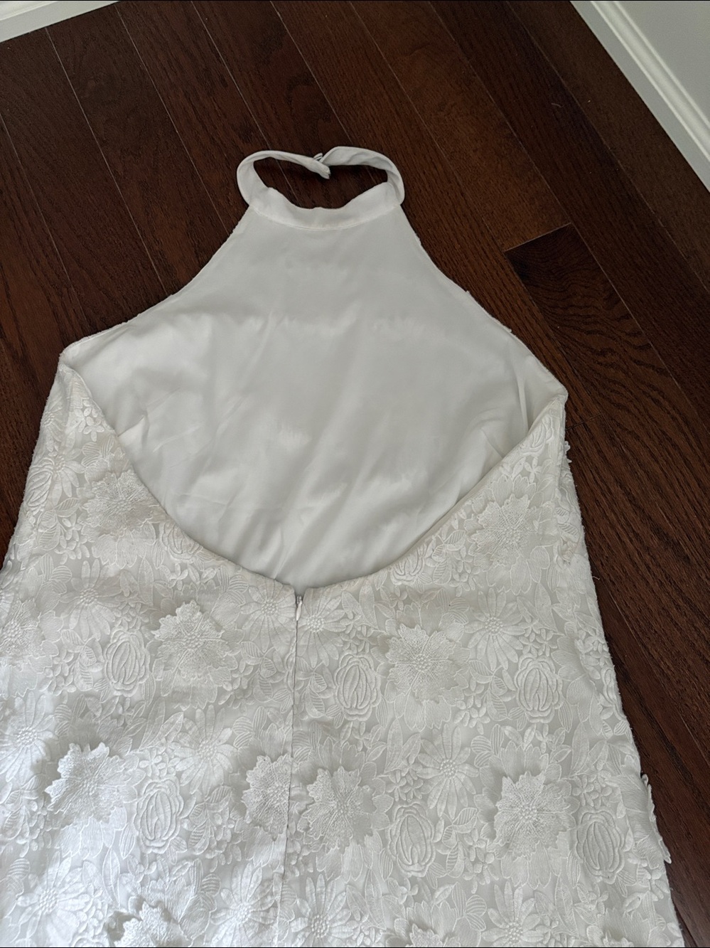 NWT Abercrombie & Fitch White Lace Appliqué Detail Dress - Picture 5 of 15